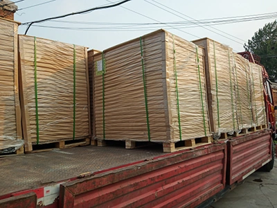 Packaging & Shipping